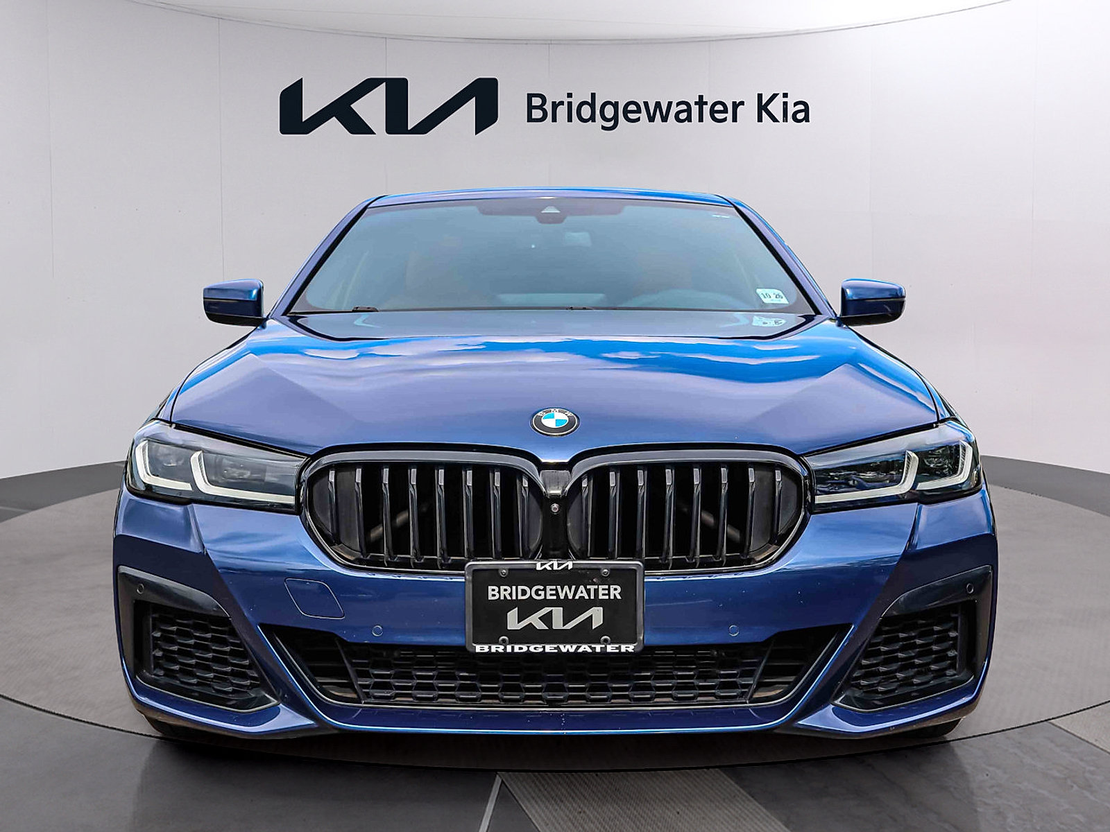 Used 2021 BMW 540i xDrive w/ Dynamic Handling Package AWD/4WD image 2