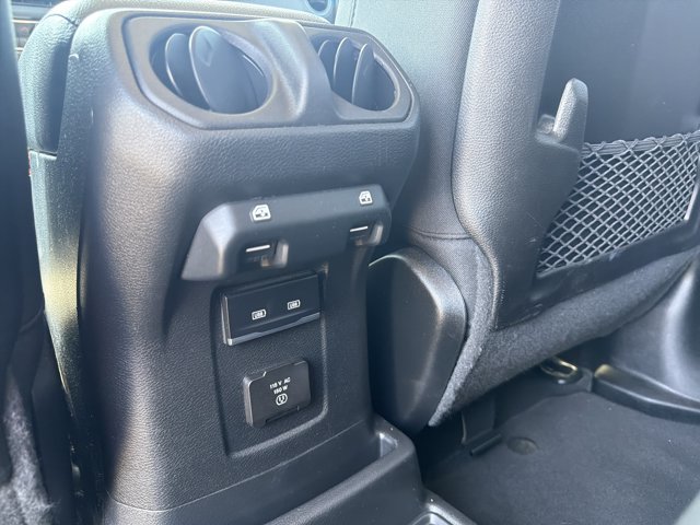 Used 2024 Jeep Wrangler Unlimited Rubicon 4xe AWD/4WD image 23
