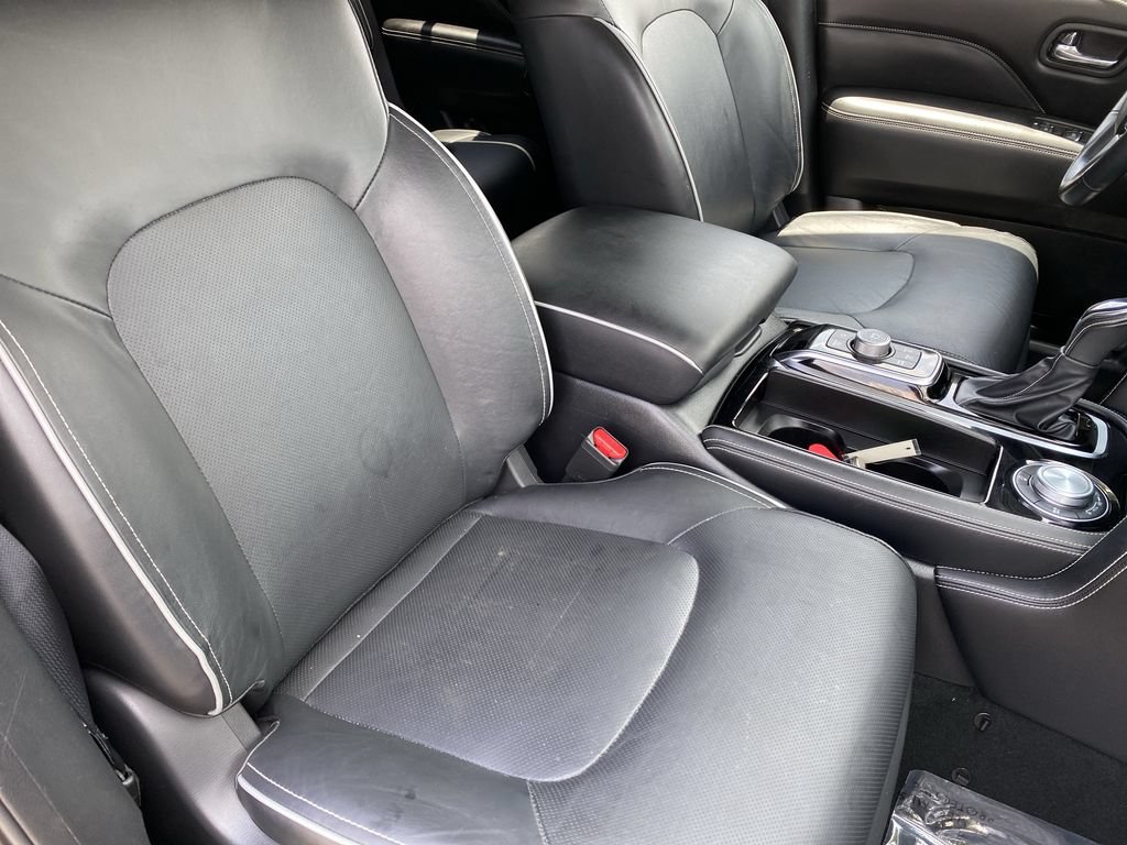 Used 2023 INFINITI QX80 Premium Select w/ Cargo Package AWD/4WD image 34