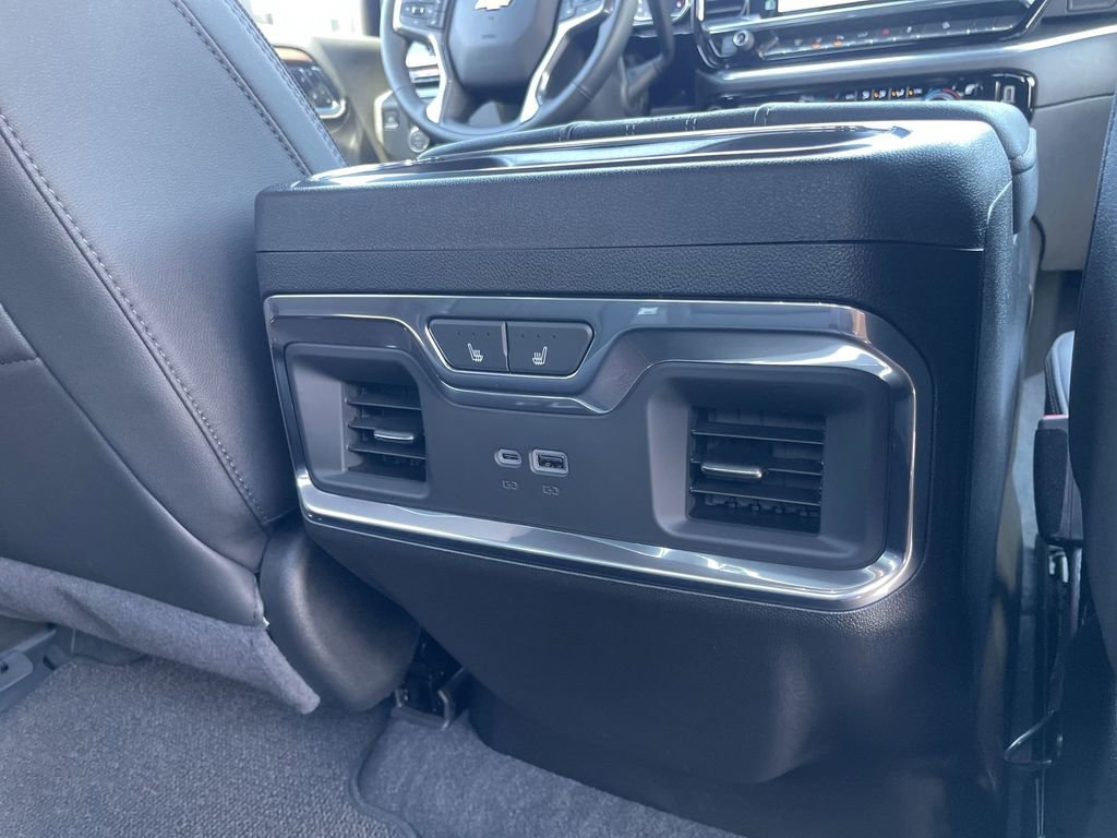 Used 2024 Chevrolet Silverado 2500 High Country w/ High Country Premium Package image 26