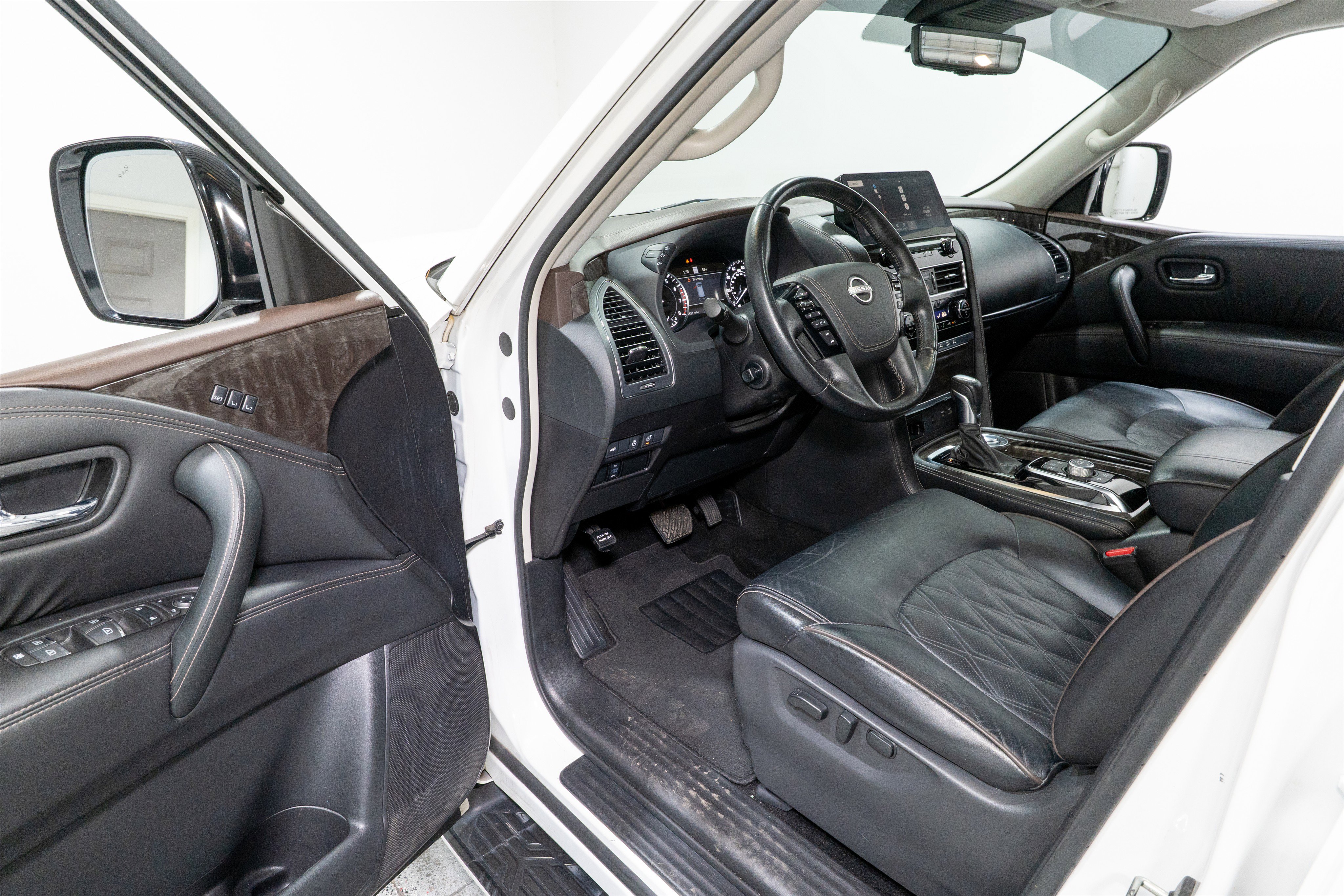 Used 2023 Nissan Armada Platinum w/ Captain's Chairs Package image 12