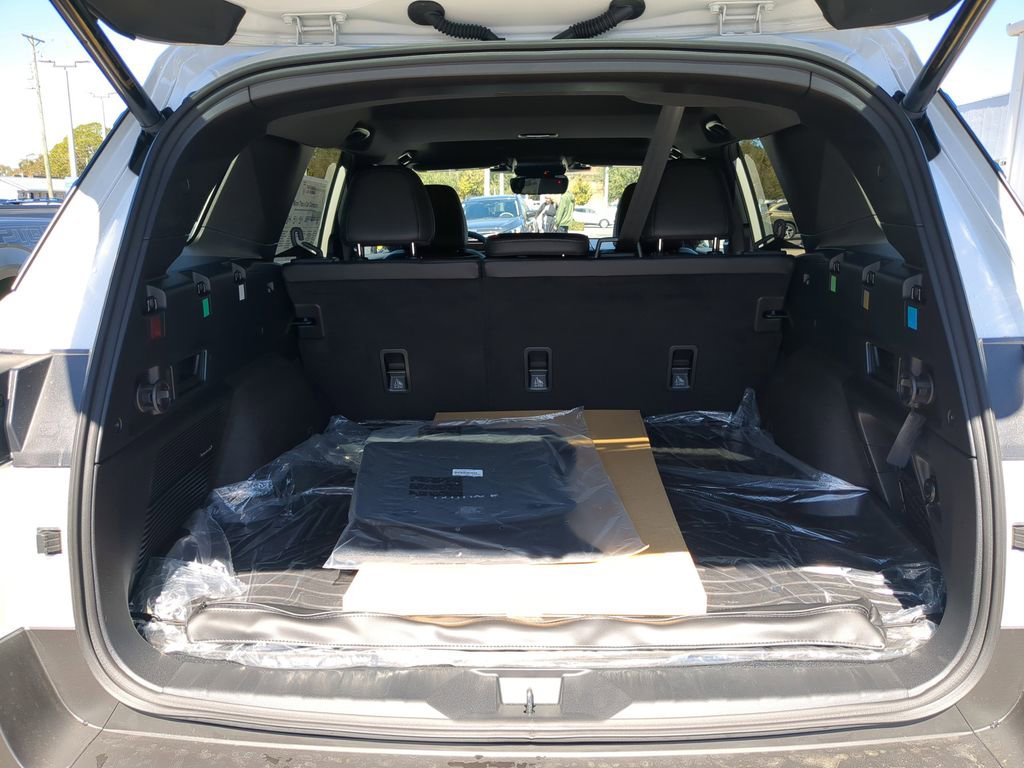 New 2026 Subaru Outback Limited AWD/4WD image 9