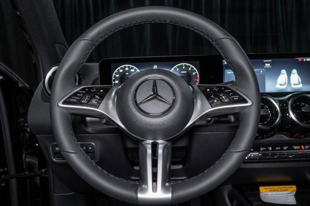 Certified 2026 Mercedes-Benz GLB 250 image 21