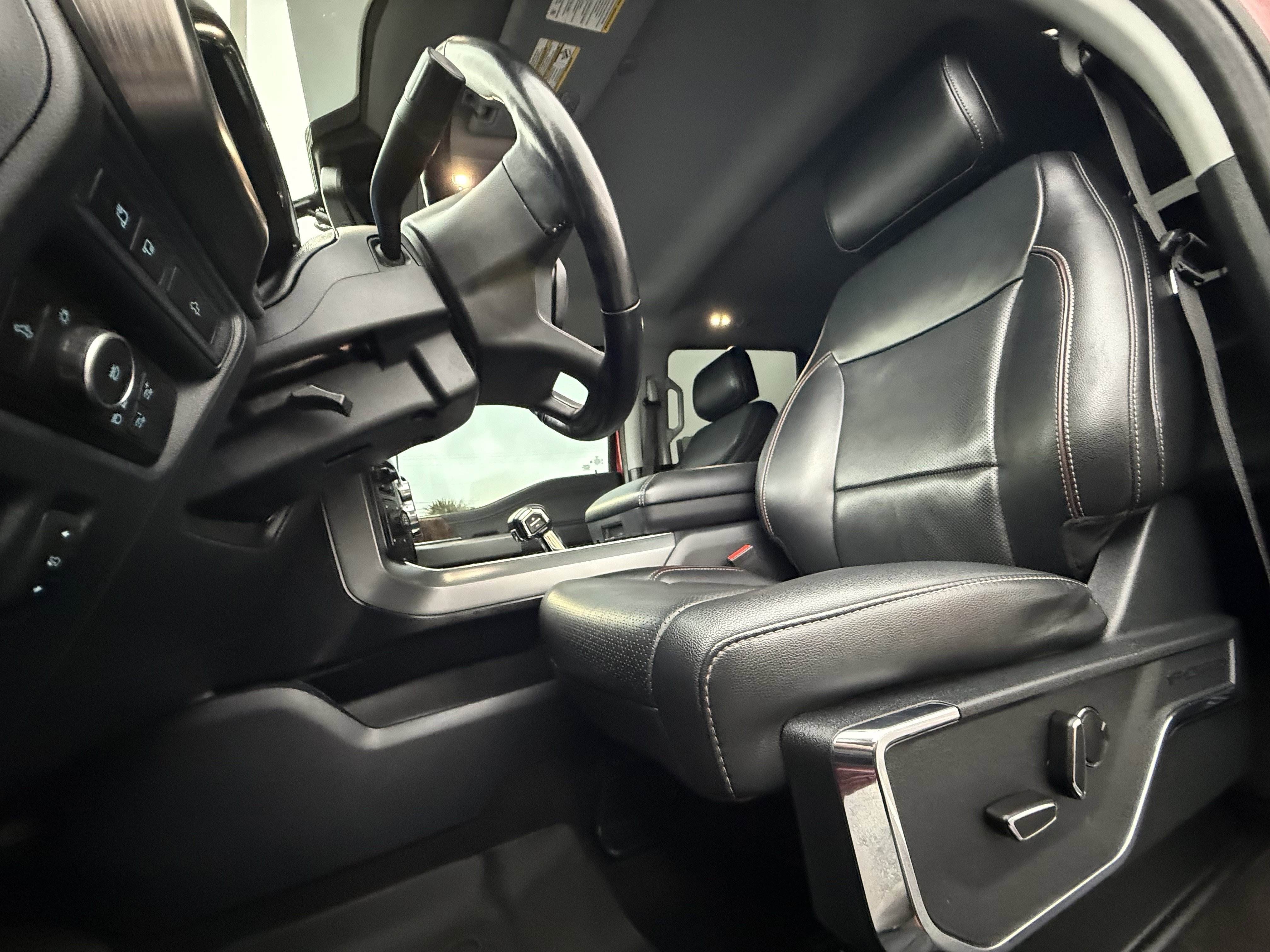 Used 2021 Ford F150 Lariat image 19