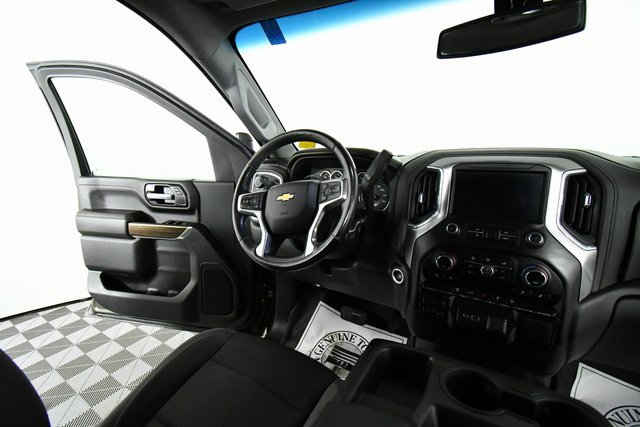 Used 2023 Chevrolet Silverado 3500 LT w/ Convenience Package image 20