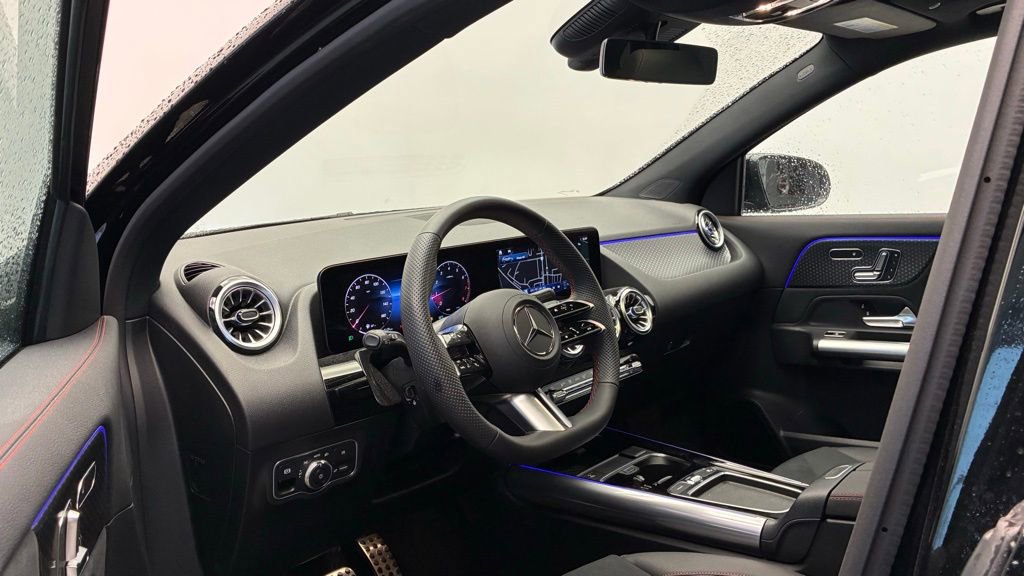 Certified 2025 Mercedes-Benz GLA 250 4MATIC image 13