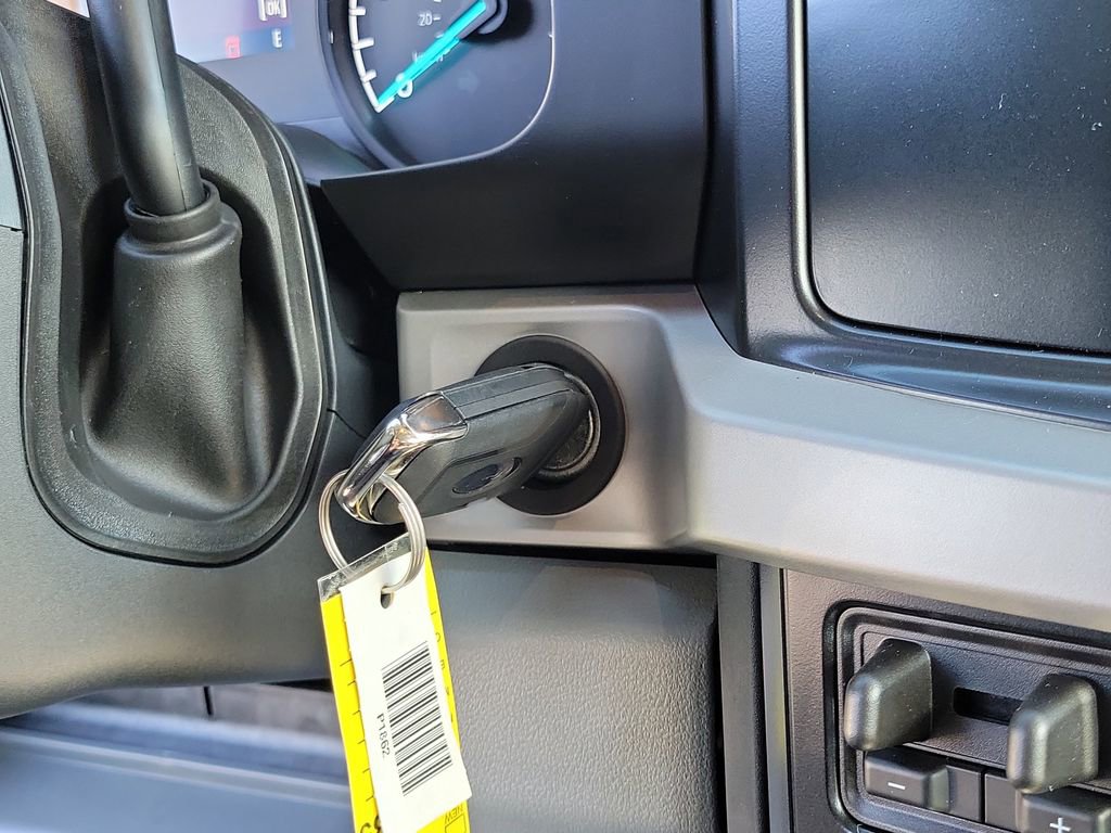 New 2026 Ford F550 4x4 Crew Cab image 27