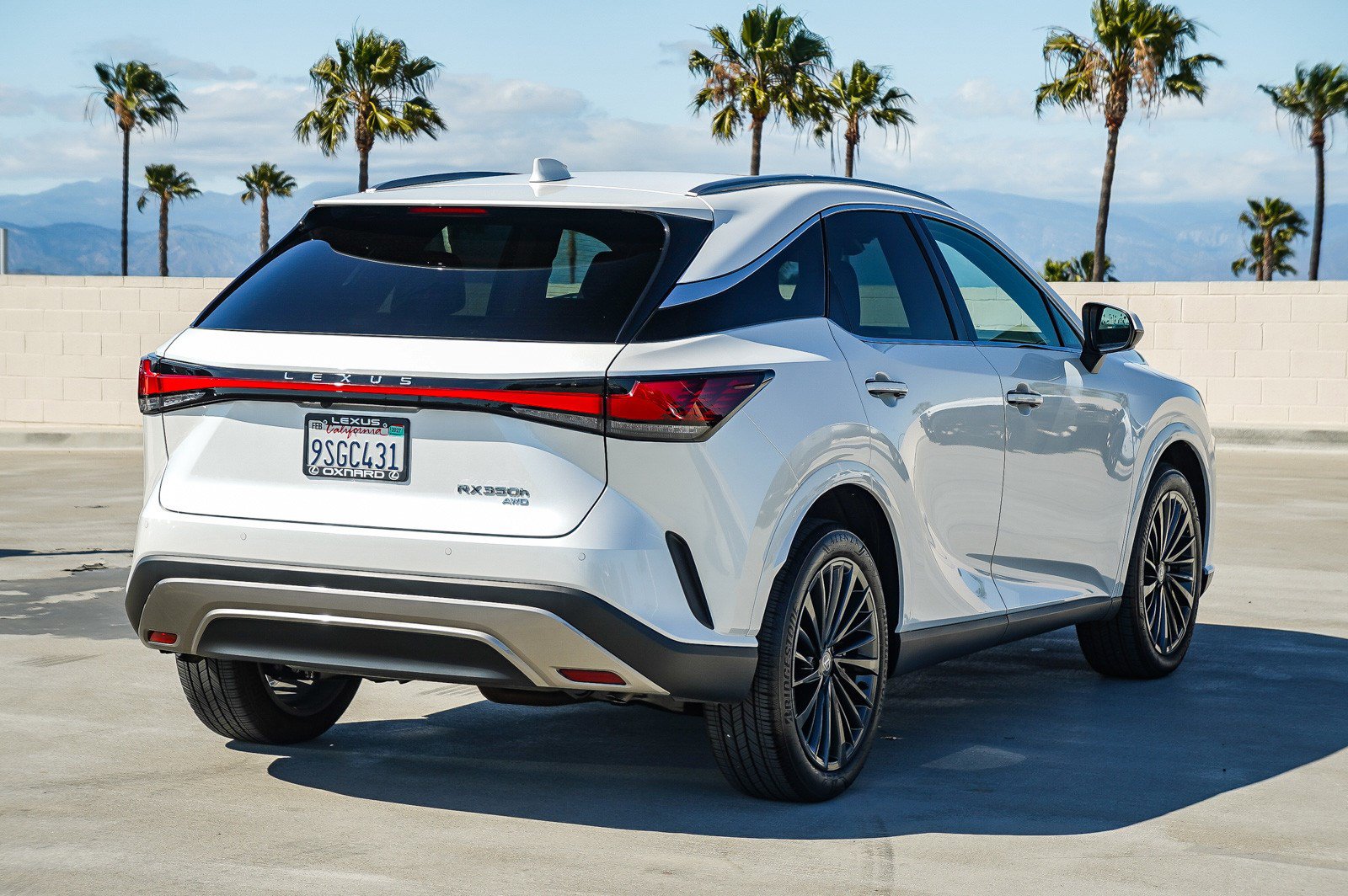Used 2025 Lexus RX 350h w/ Convenience Package AWD/4WD image 7