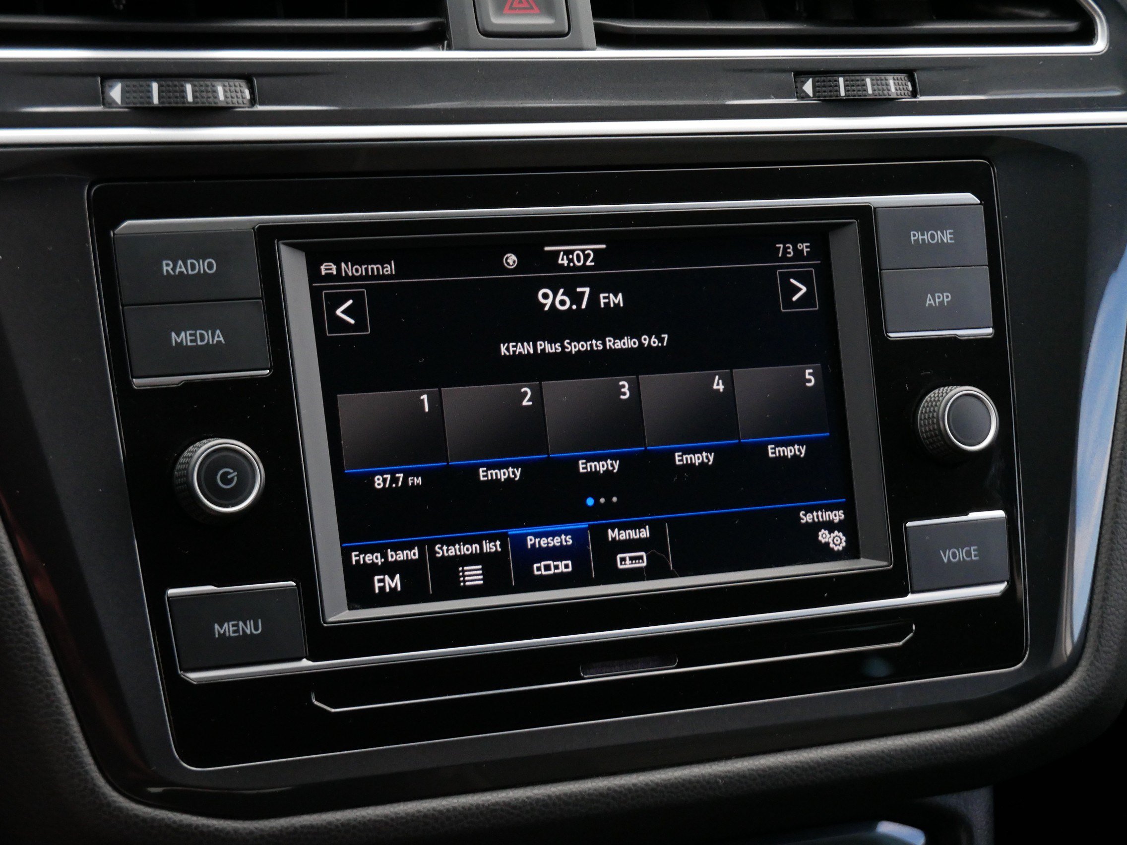 Certified 2024 Volkswagen Tiguan S AWD/4WD image 22