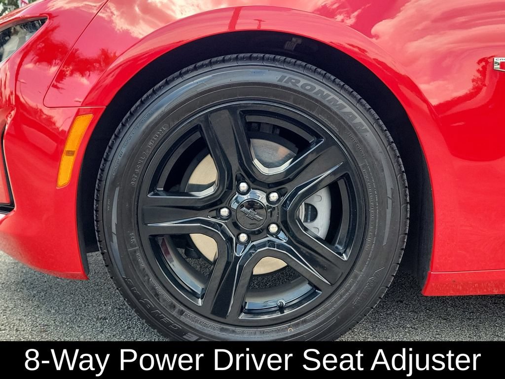 Used 2023 Chevrolet Camaro LT RWD image 6