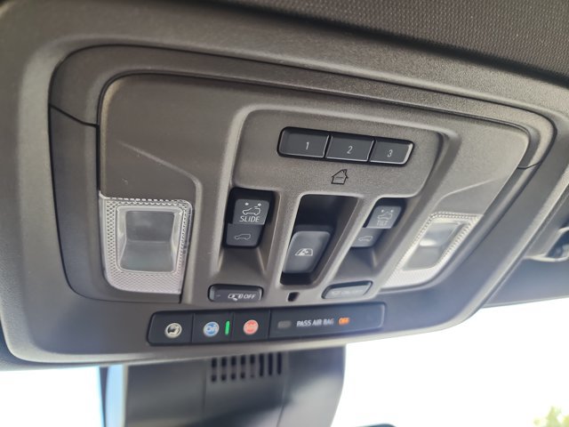Used 2023 GMC Sierra 1500 Denali AWD/4WD image 22