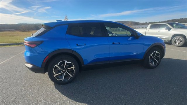 New 2026 Chevrolet Equinox EV LT image 5