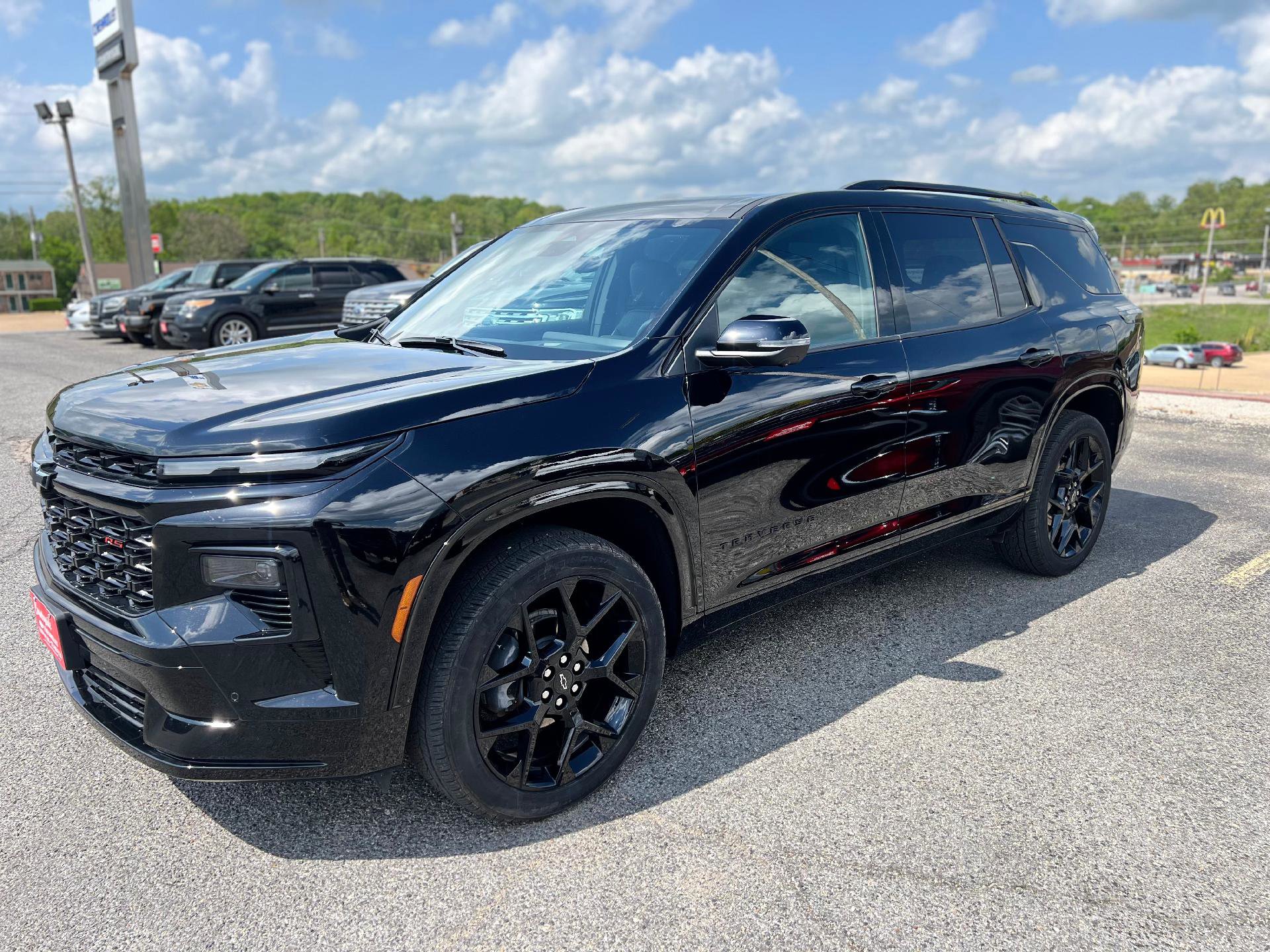 Used 2024 Chevrolet Traverse RS image 7