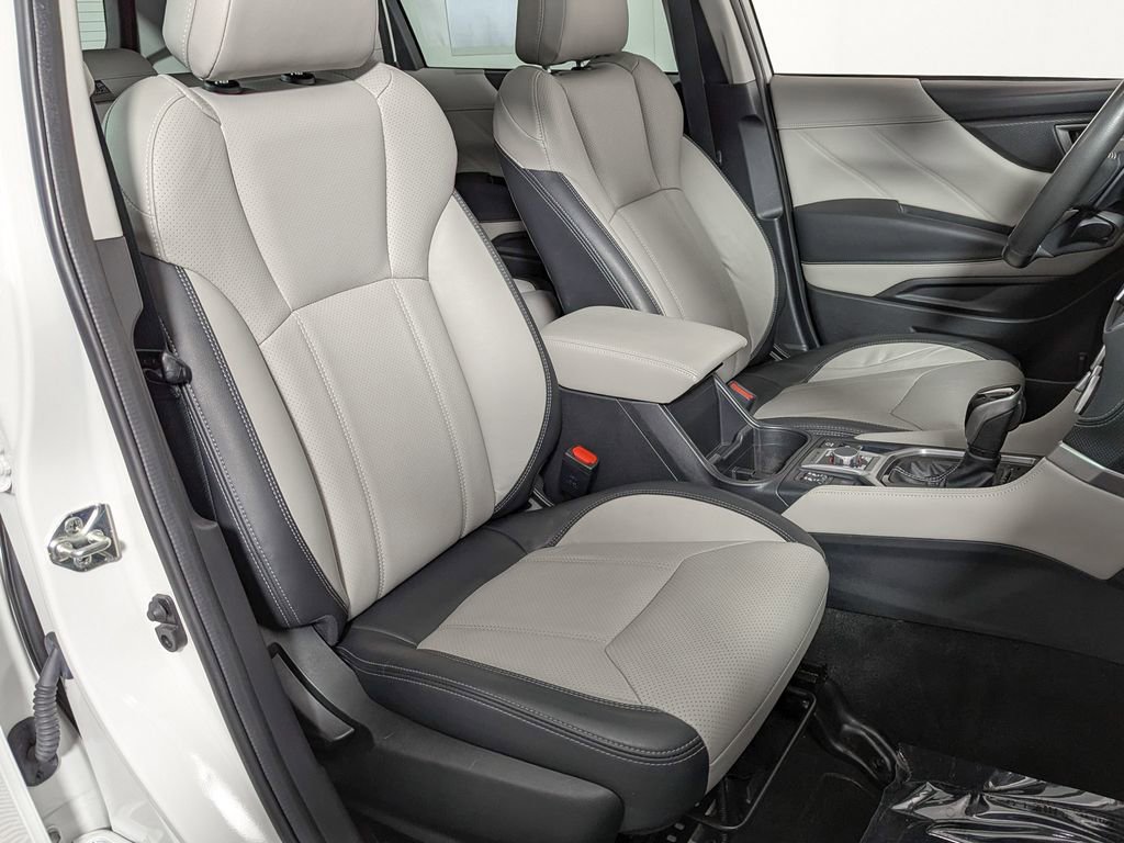 Used 2023 Subaru Forester Limited image 25