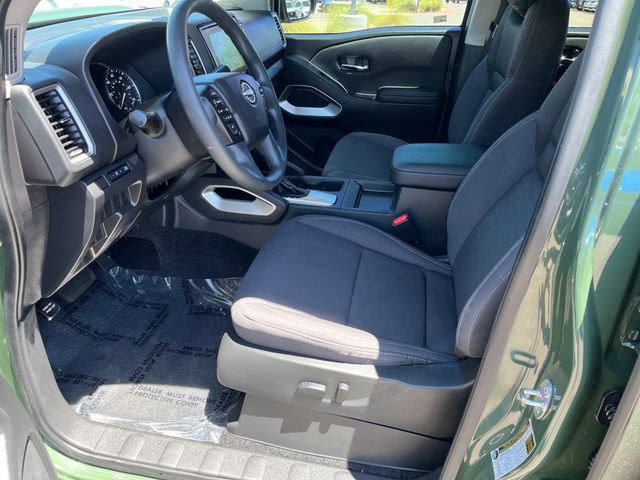 Used 2024 Nissan Frontier SV RWD image 11