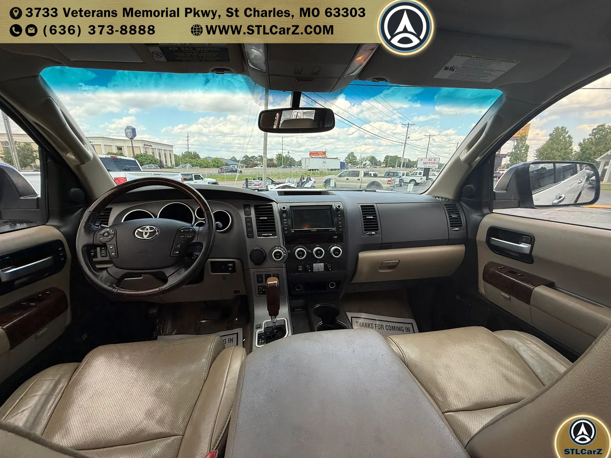 Used 2010 Toyota Sequoia Platinum RWD image 11