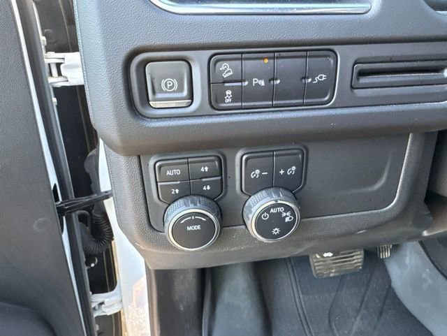 Used 2021 Chevrolet Tahoe Z71 AWD/4WD image 16