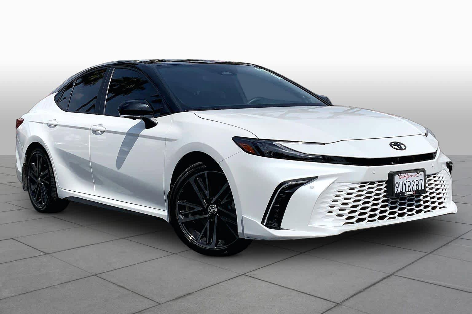 Used 2025 Toyota Camry XSE w/ Premium Plus Package FWD image 2
