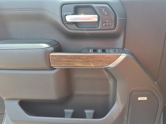 Used 2020 Chevrolet Silverado 1500 High Country w/ Technology Package AWD/4WD image 14