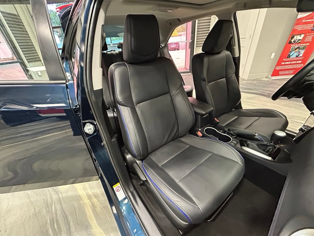 Used 2017 Toyota Corolla XSE w/ Carpet Mat Package (TMS) FWD image 4