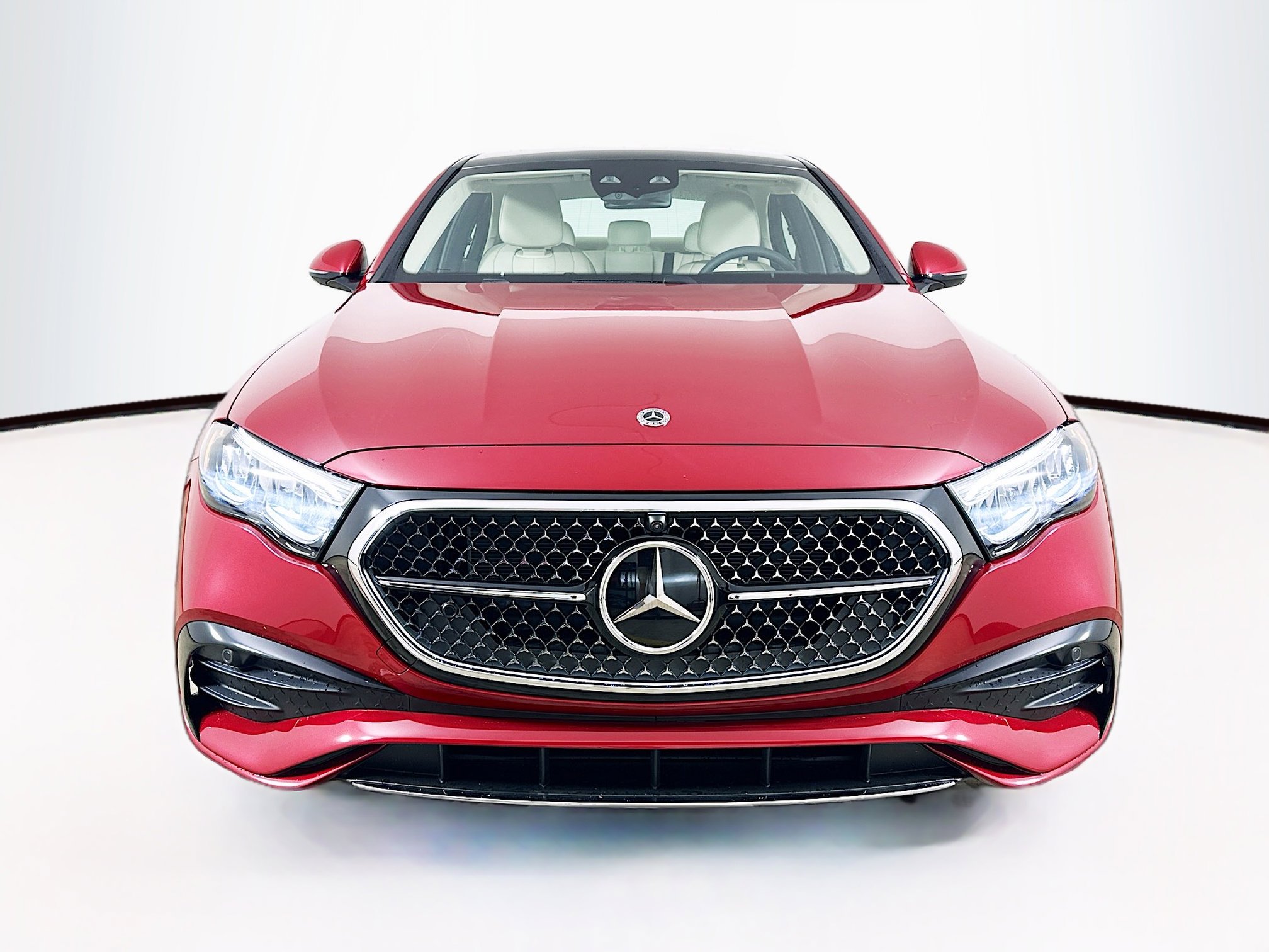 Used 2026 Mercedes-Benz E 350 4MATIC Sedan image 2