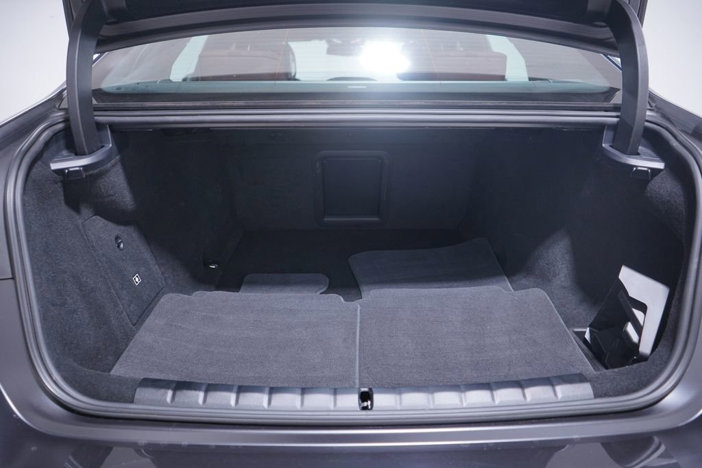 Used 2025 BMW i7 eDrive50 w/ M Sport Package image 24