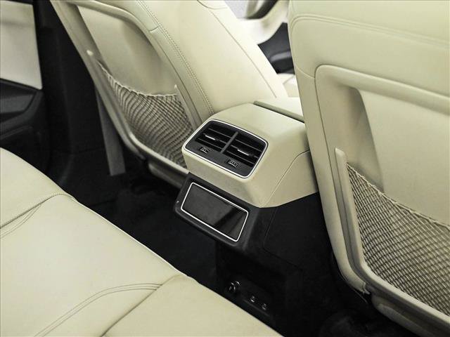 Used 2024 Audi Q8 e-tron Premium Plus AWD/4WD image 18