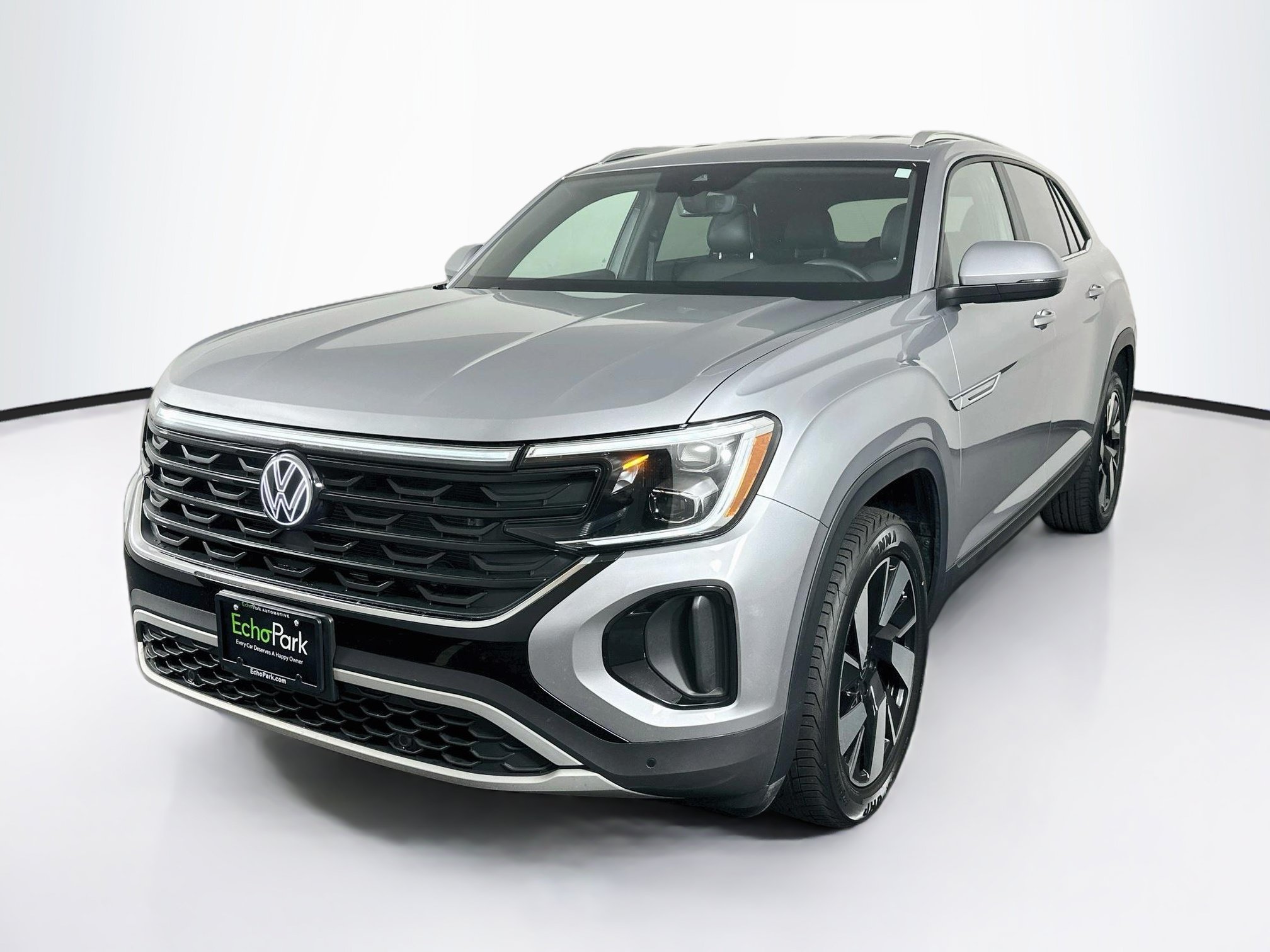 Used 2026 Volkswagen Atlas Cross Sport SE FWD image 3