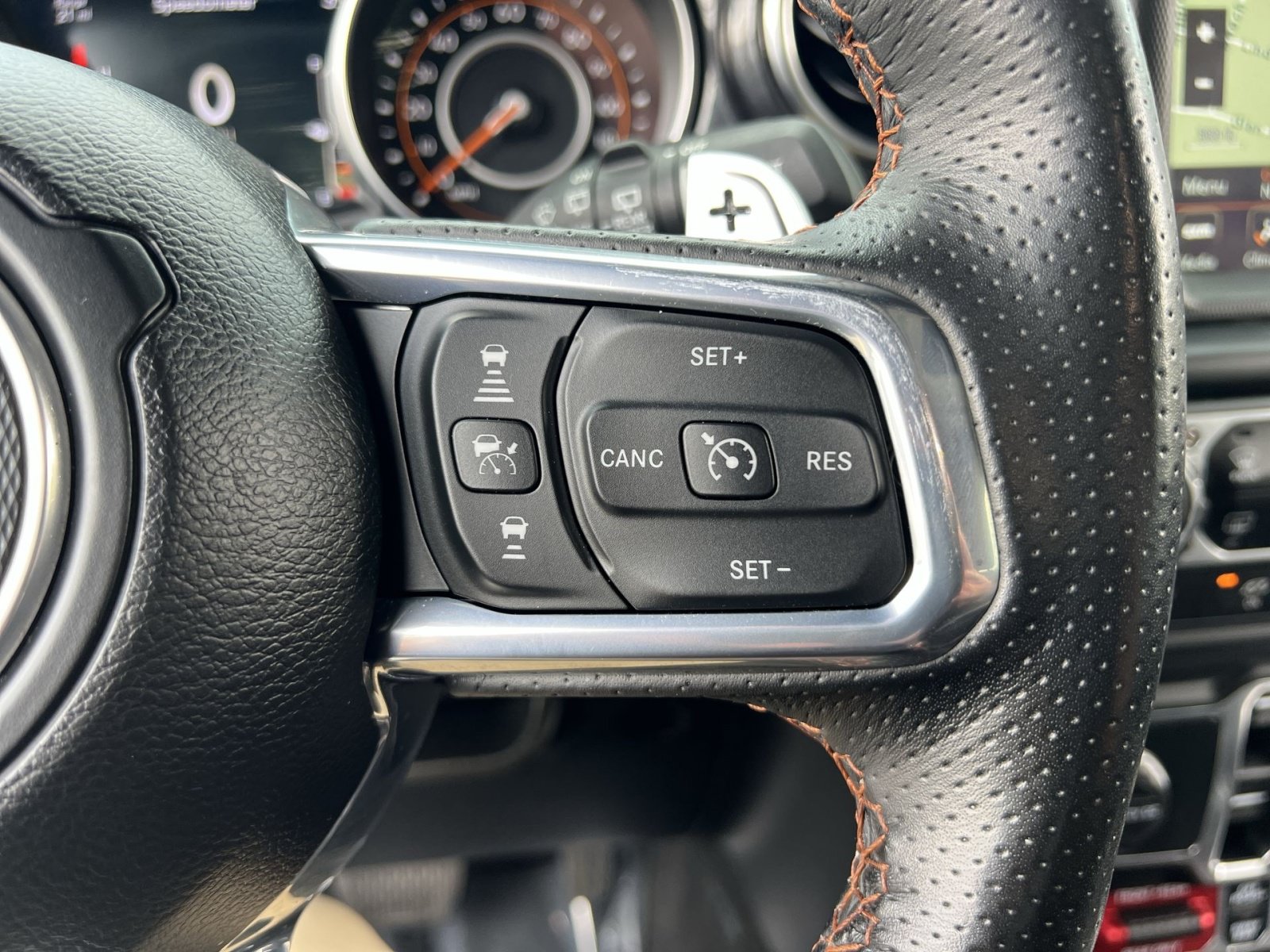 Used 2023 Jeep Wrangler Unlimited Rubicon 392 w/ Xtreme Recon 35" Tire Package AWD/4WD image 33