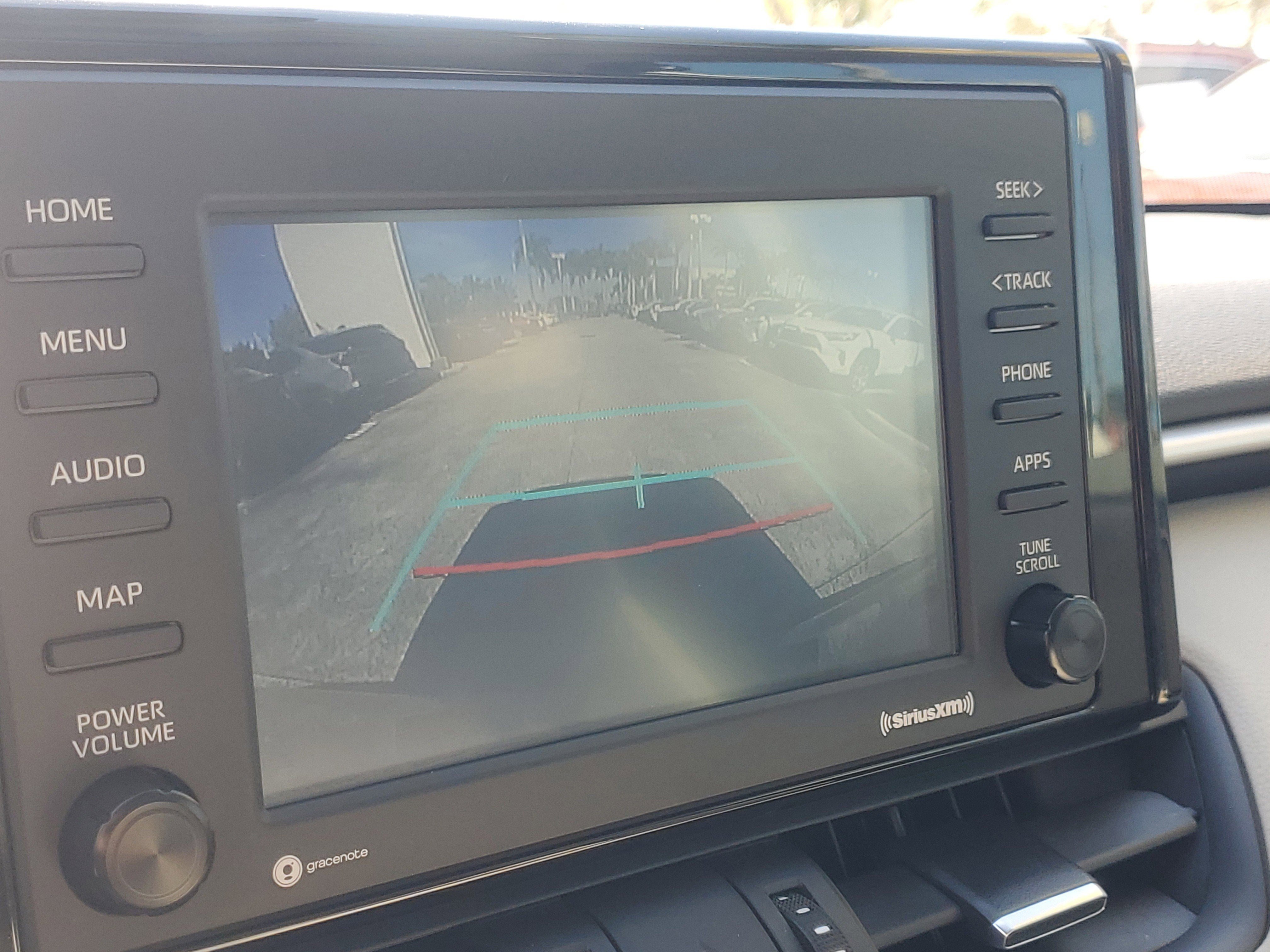 Used 2022 Toyota RAV4 XLE Premium image 29