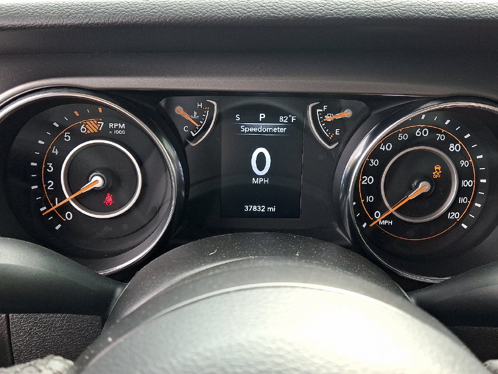 Used 2023 Jeep Wrangler Sport AWD/4WD image 24