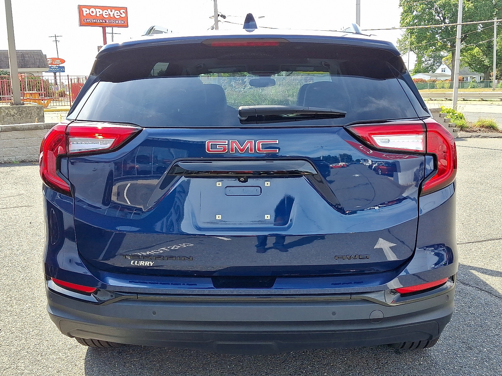 Used 2022 GMC Terrain SLT w/ Tech Package image 5