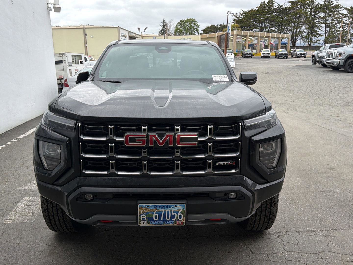 Used 2024 GMC Canyon AT4 image 6
