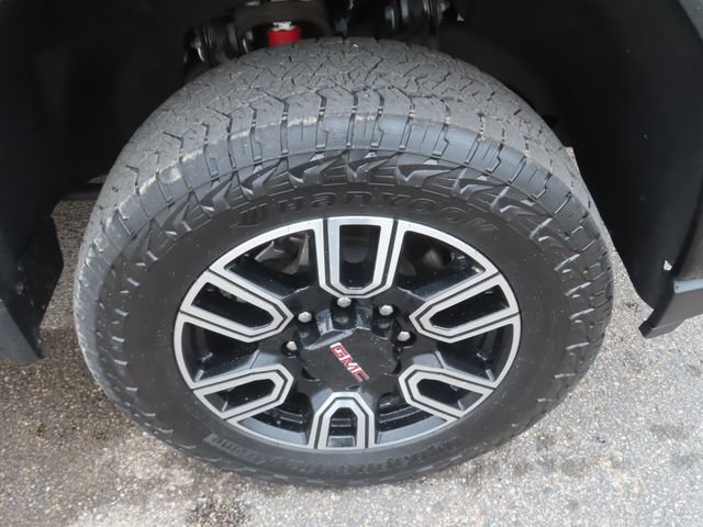 Used 2023 GMC Sierra 2500 AT4 w/ AT4 Premium Plus Package AWD/4WD image 15