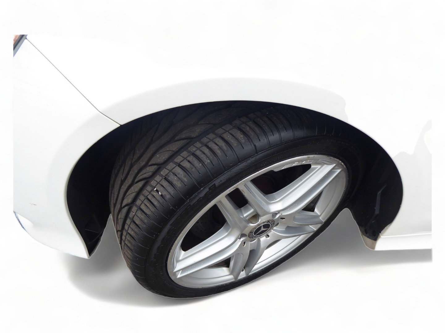 Used 2014 Mercedes-Benz E 350 4MATIC Sedan image 27