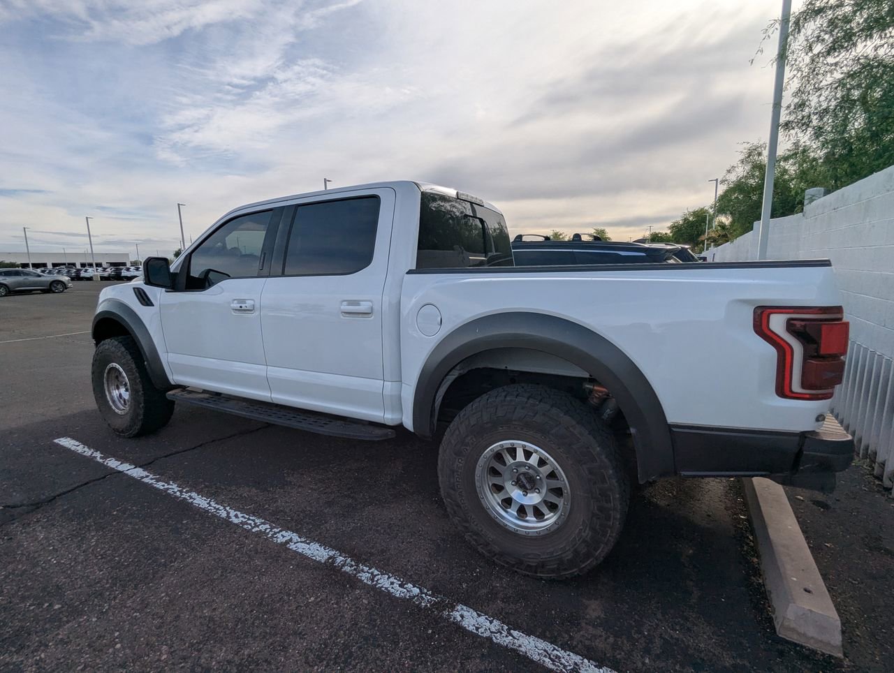 Used 2019 Ford F150 Raptor w/ Equipment Group 802A Luxury image 5