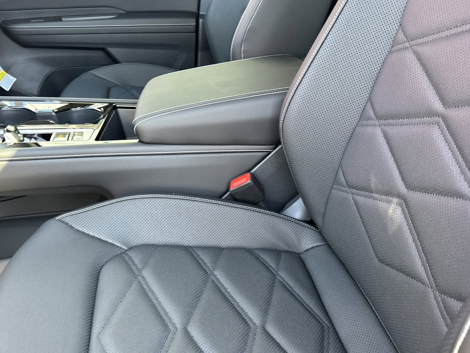 New 2026 Volkswagen Atlas SE image 15