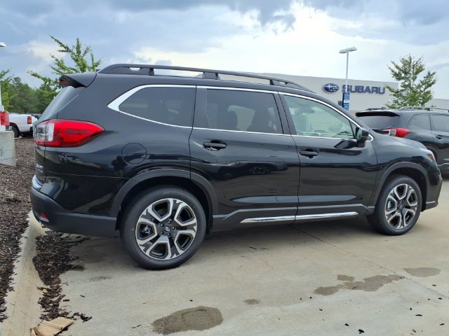 New 2026 Subaru Ascent Limited AWD/4WD image 4