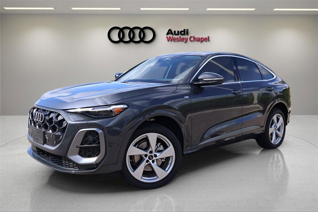 New 2025 Audi Q5 Premium Plus