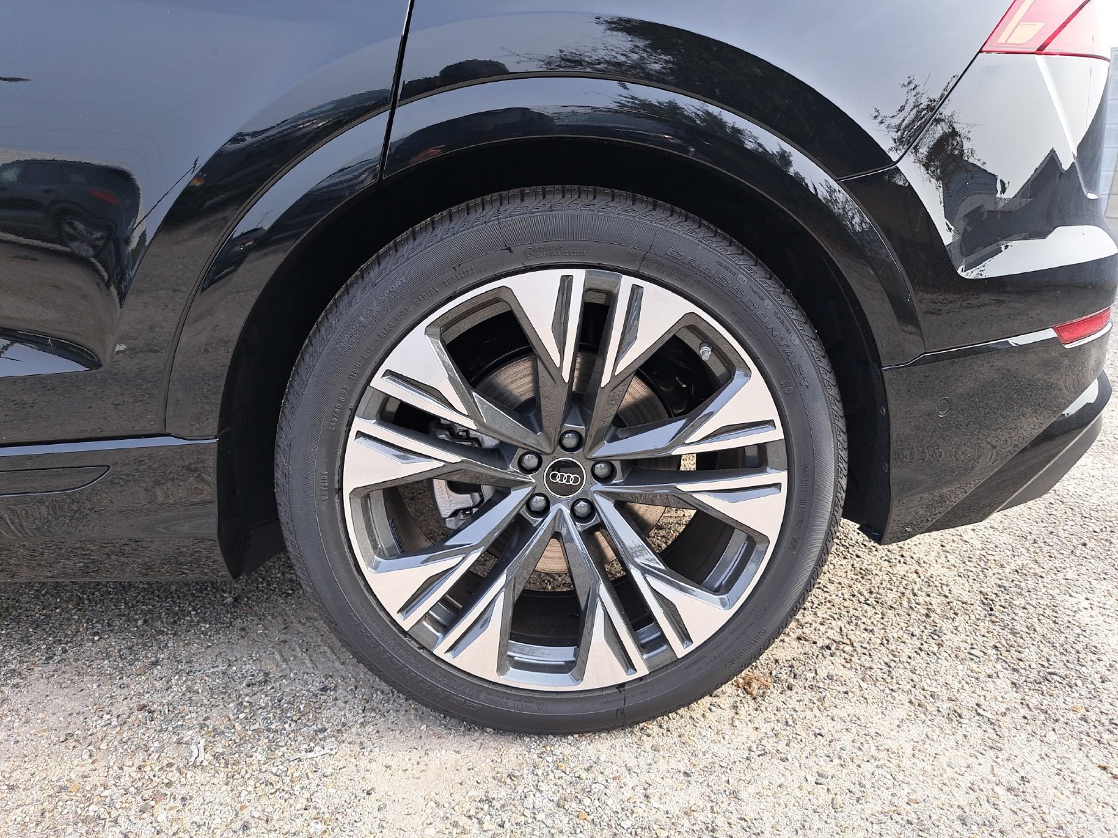 New 2026 Audi Q8 Prestige AWD/4WD image 37
