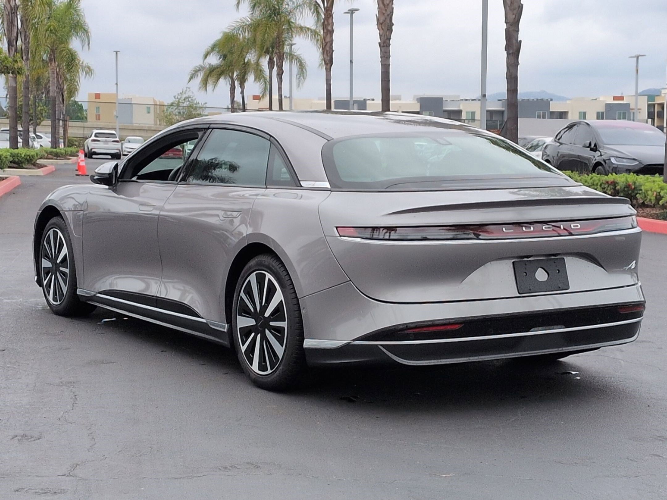Used 2024 Lucid Air Pure image 8
