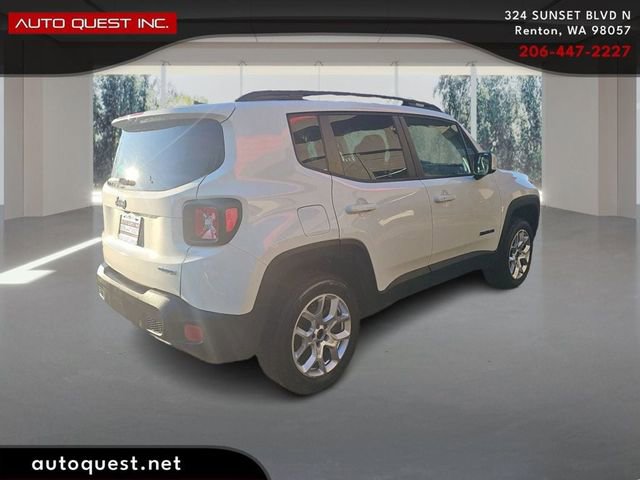 Used 2015 Jeep Renegade Latitude w/ Popular Equipment Group AWD/4WD image 5