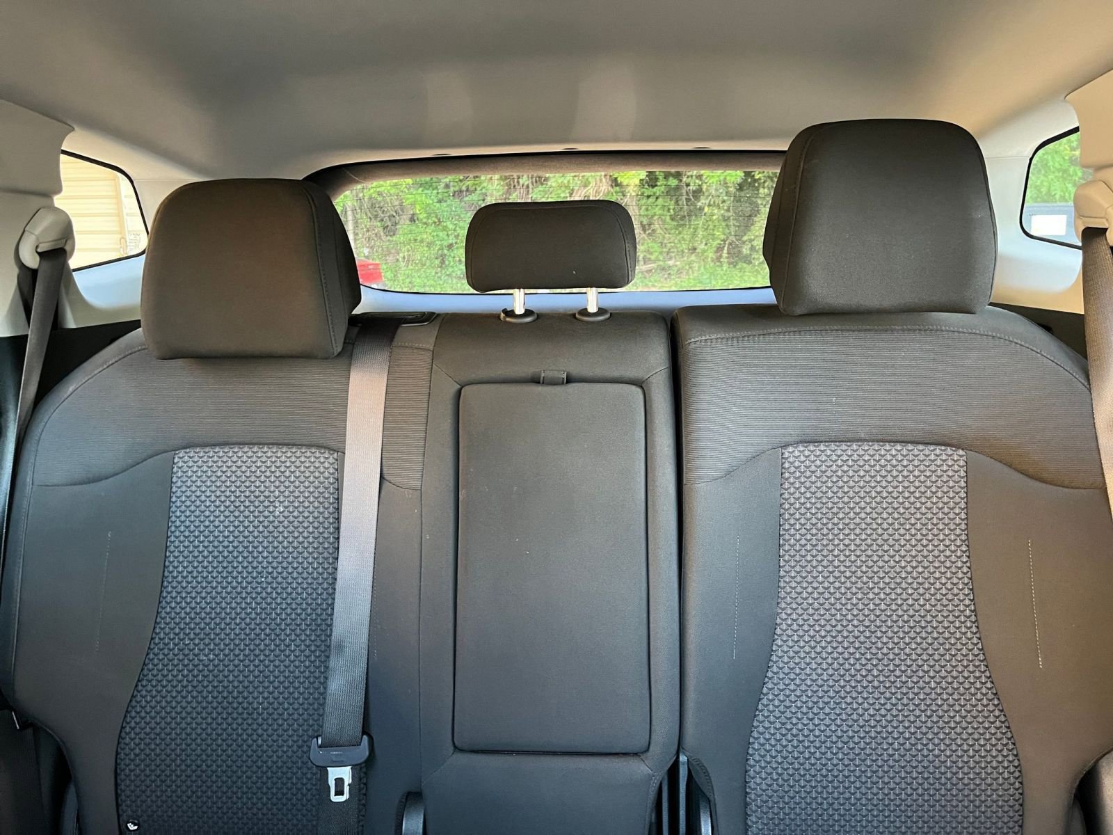 Used 2025 Kia Sportage LX FWD image 37