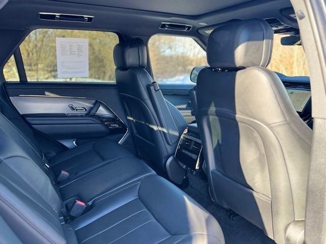 Certified 2025 Land Rover Range Rover Sport SE image 16