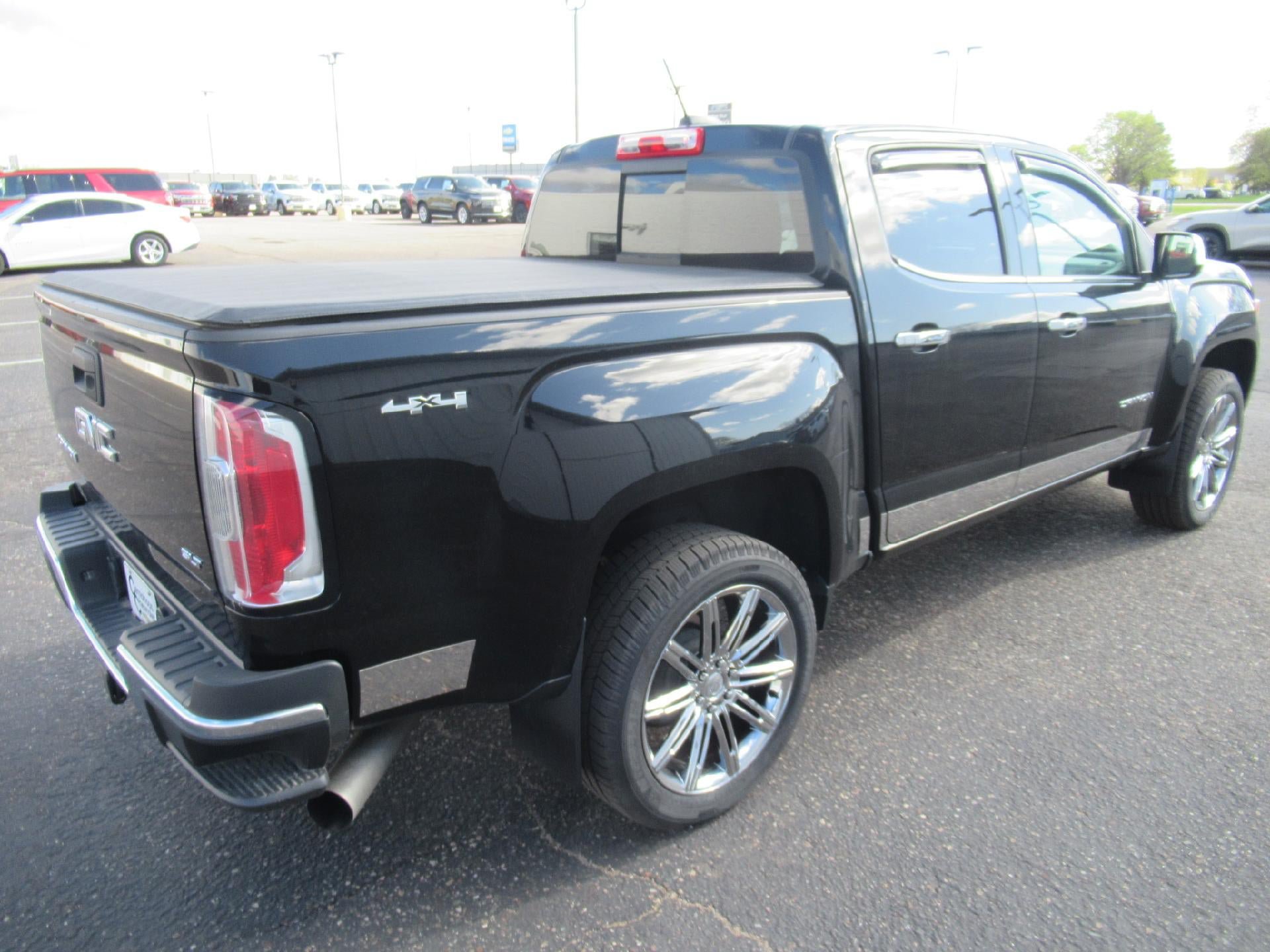 Certified 2017 GMC Canyon SLT w/ Driver Alert Package AWD/4WD image 5