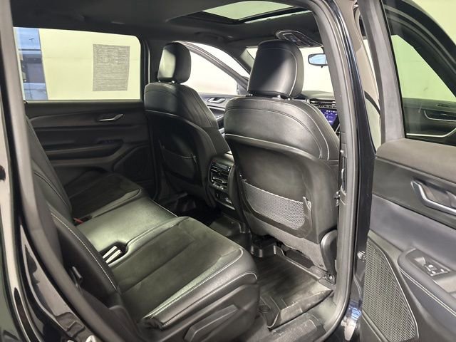 Certified 2023 Jeep Grand Cherokee L Laredo image 26
