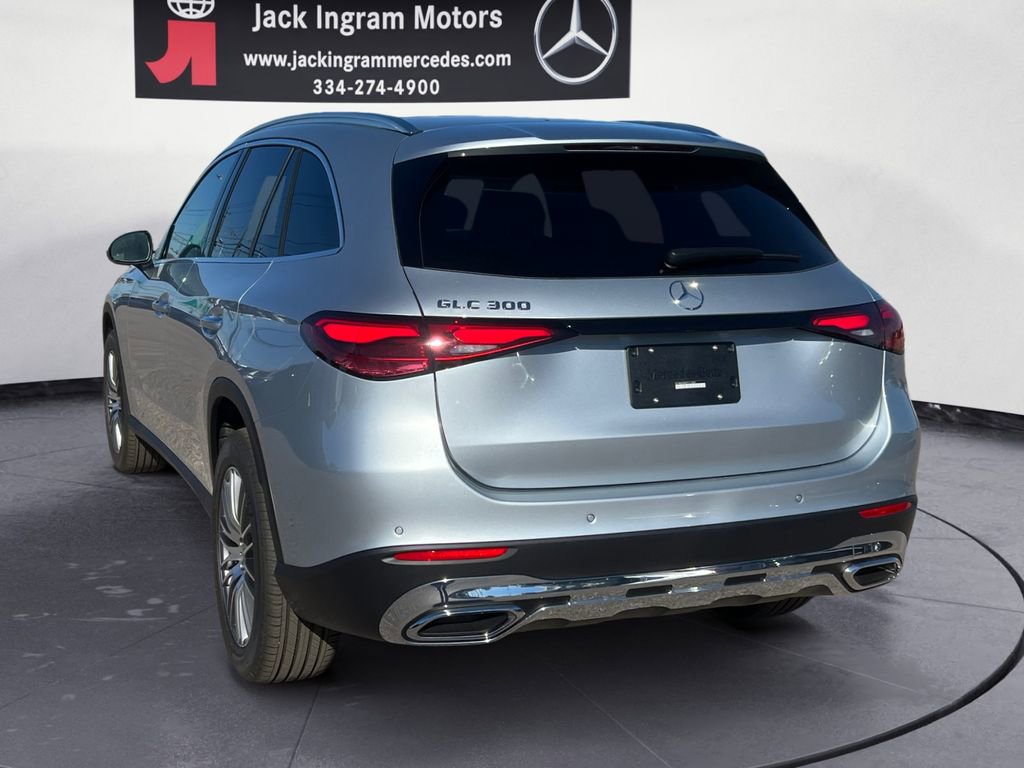 New 2026 Mercedes-Benz GLC 300 image 3