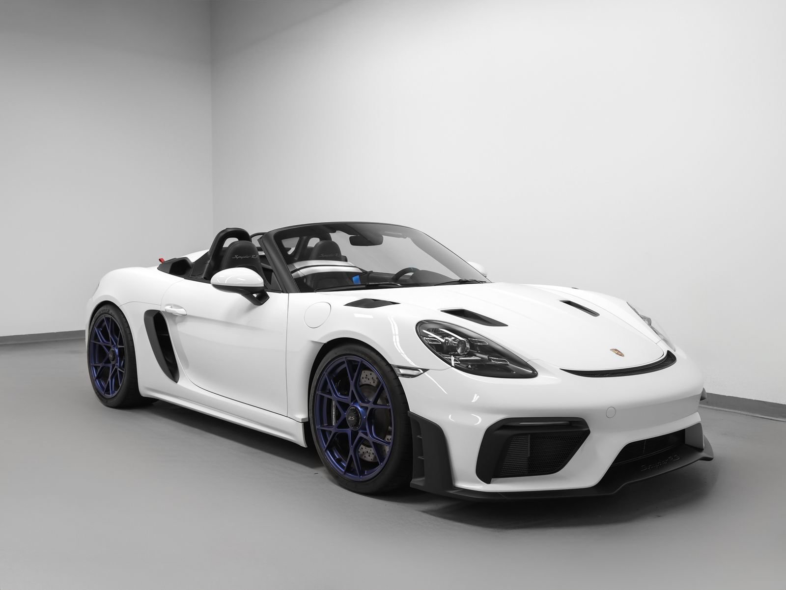 Certified 2025 Porsche 718 Boxster Spyder RS w/ Light Design Package RWD image 13