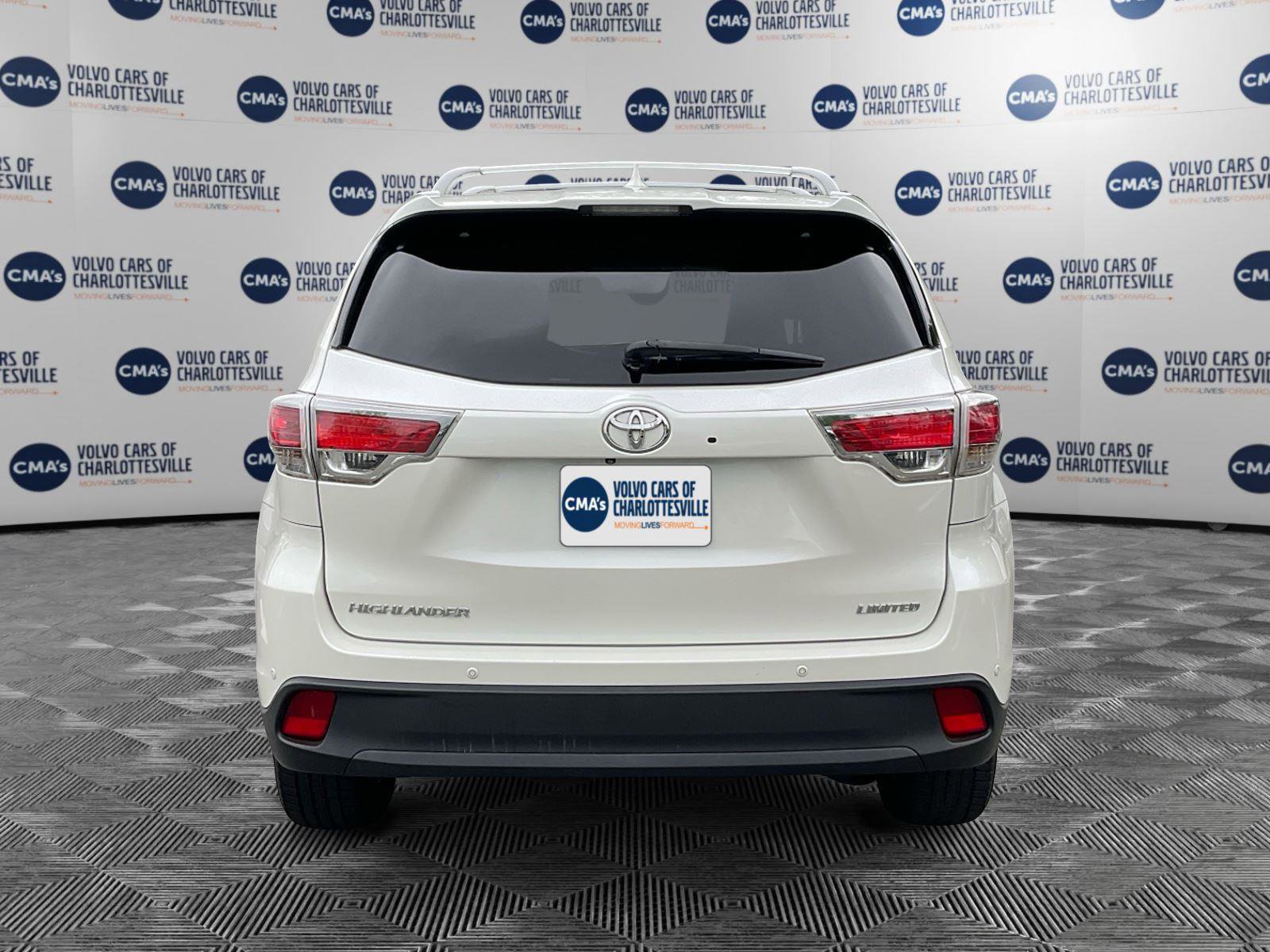 Used 2014 Toyota Highlander Limited FWD image 4