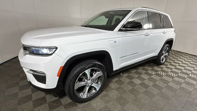 Used 2023 Jeep Grand Cherokee 4WD 4xe image 6